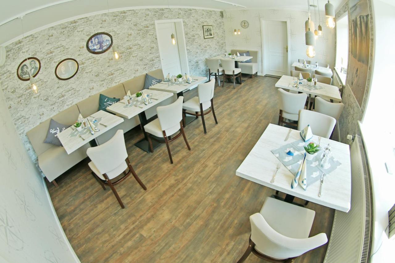 Gasthaus Knudsen Utersum Eksteriør billede