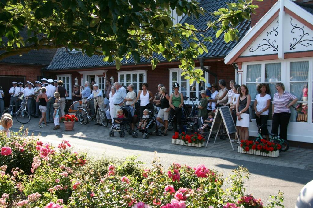 Gasthaus Knudsen Utersum Eksteriør billede